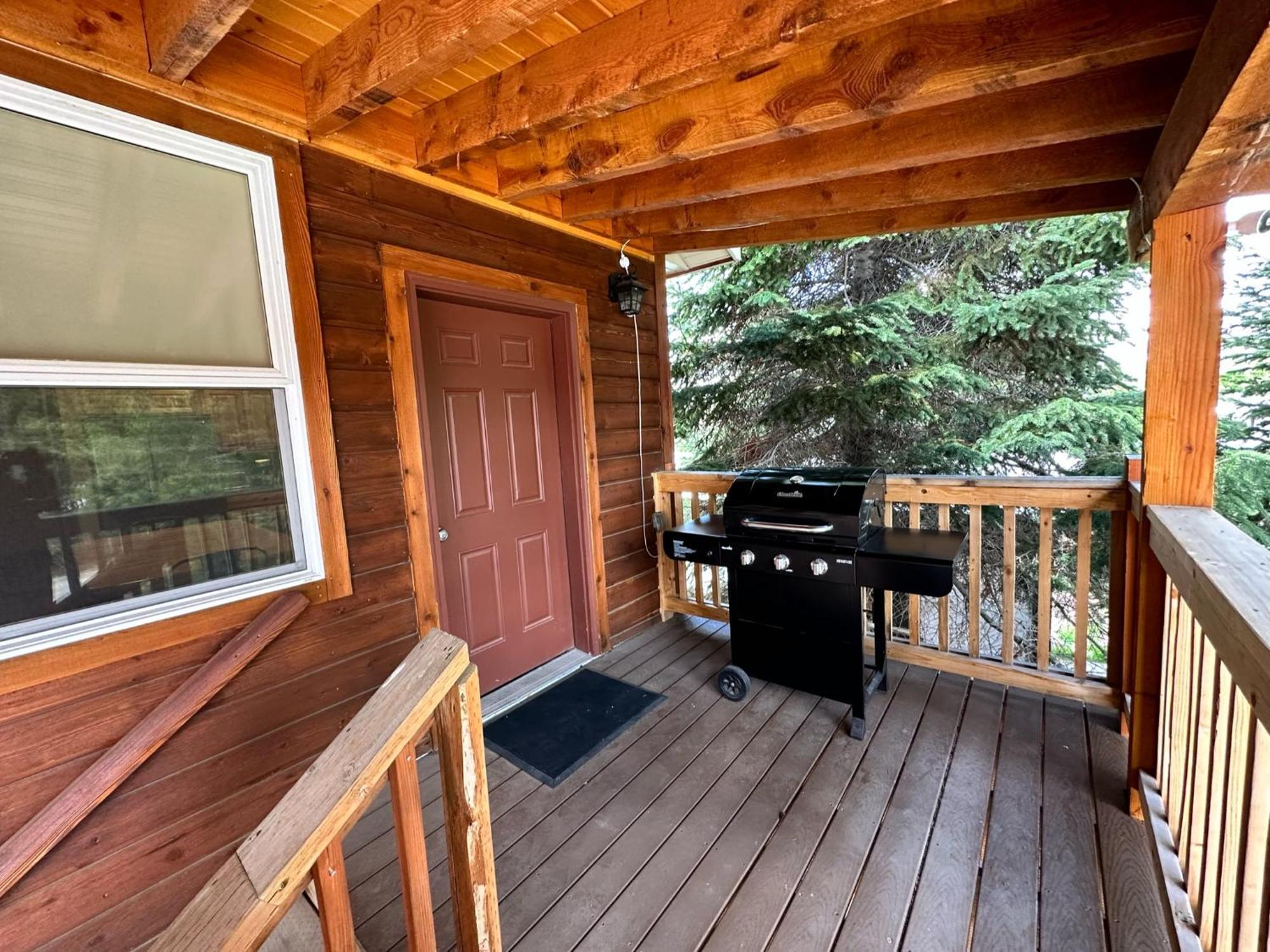 Yellowstone Cabins And Rv เวสต์เยลโลว์สโตน ภายนอก รูปภาพ