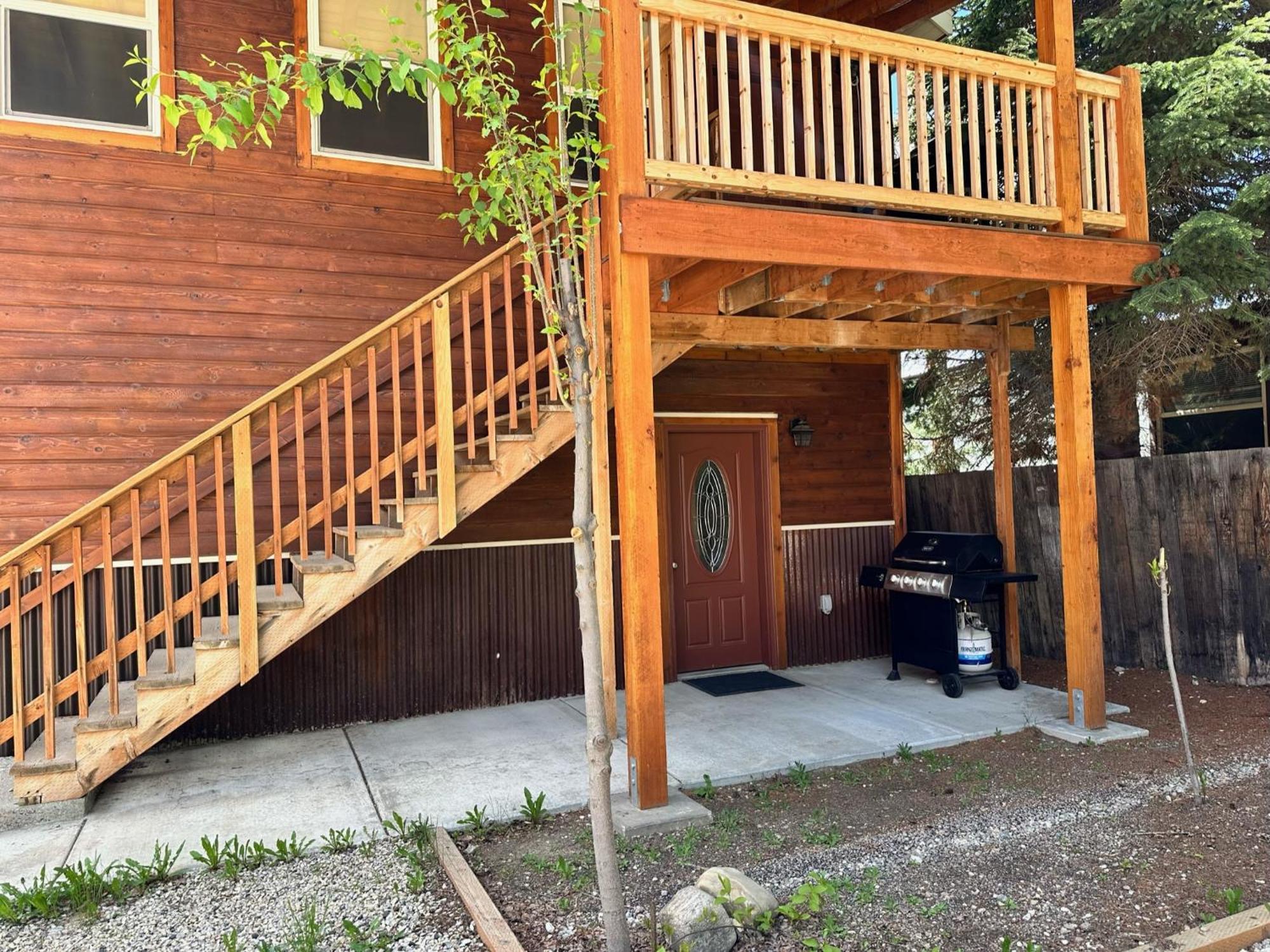 Yellowstone Cabins And Rv เวสต์เยลโลว์สโตน ภายนอก รูปภาพ
